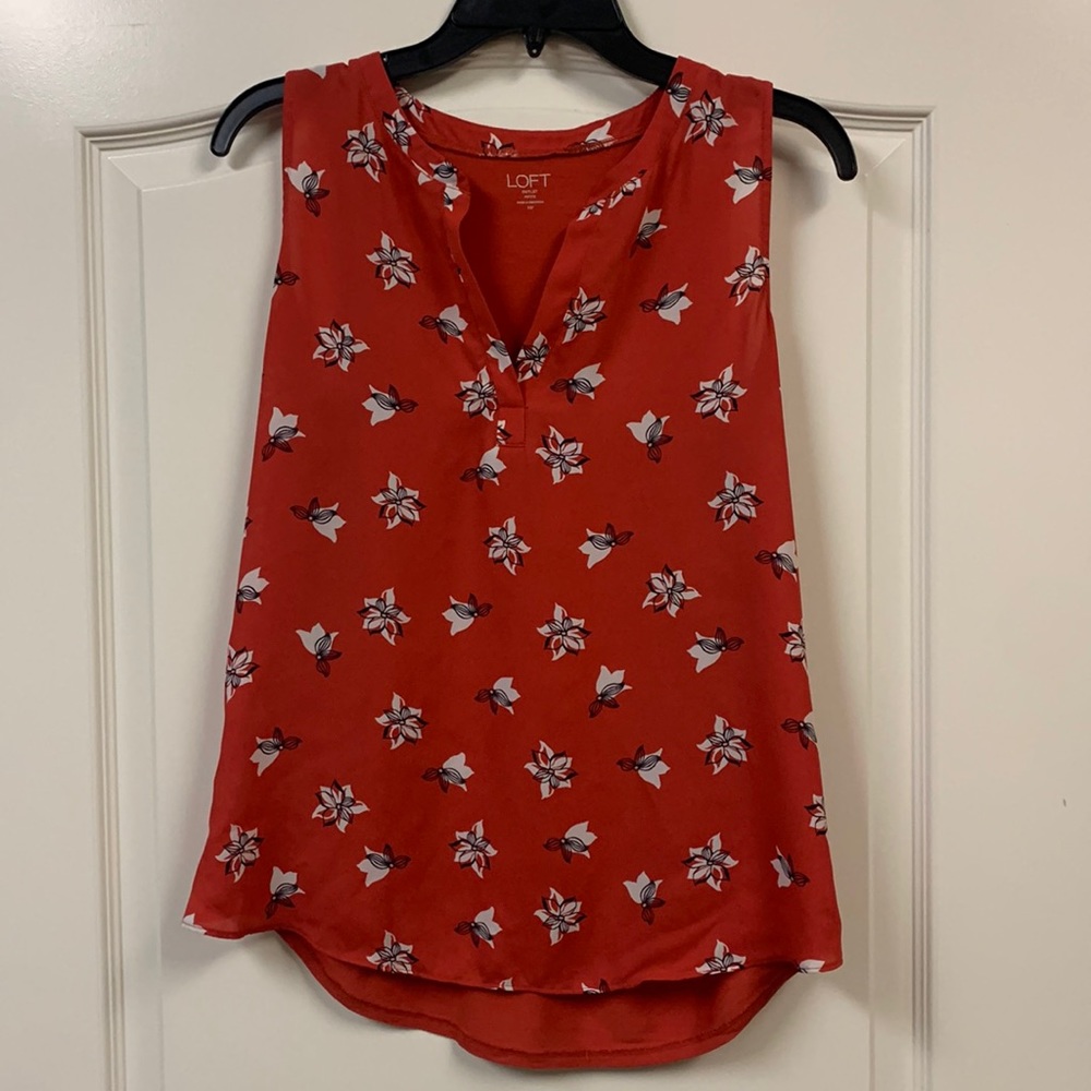 Loft floral top size: MP